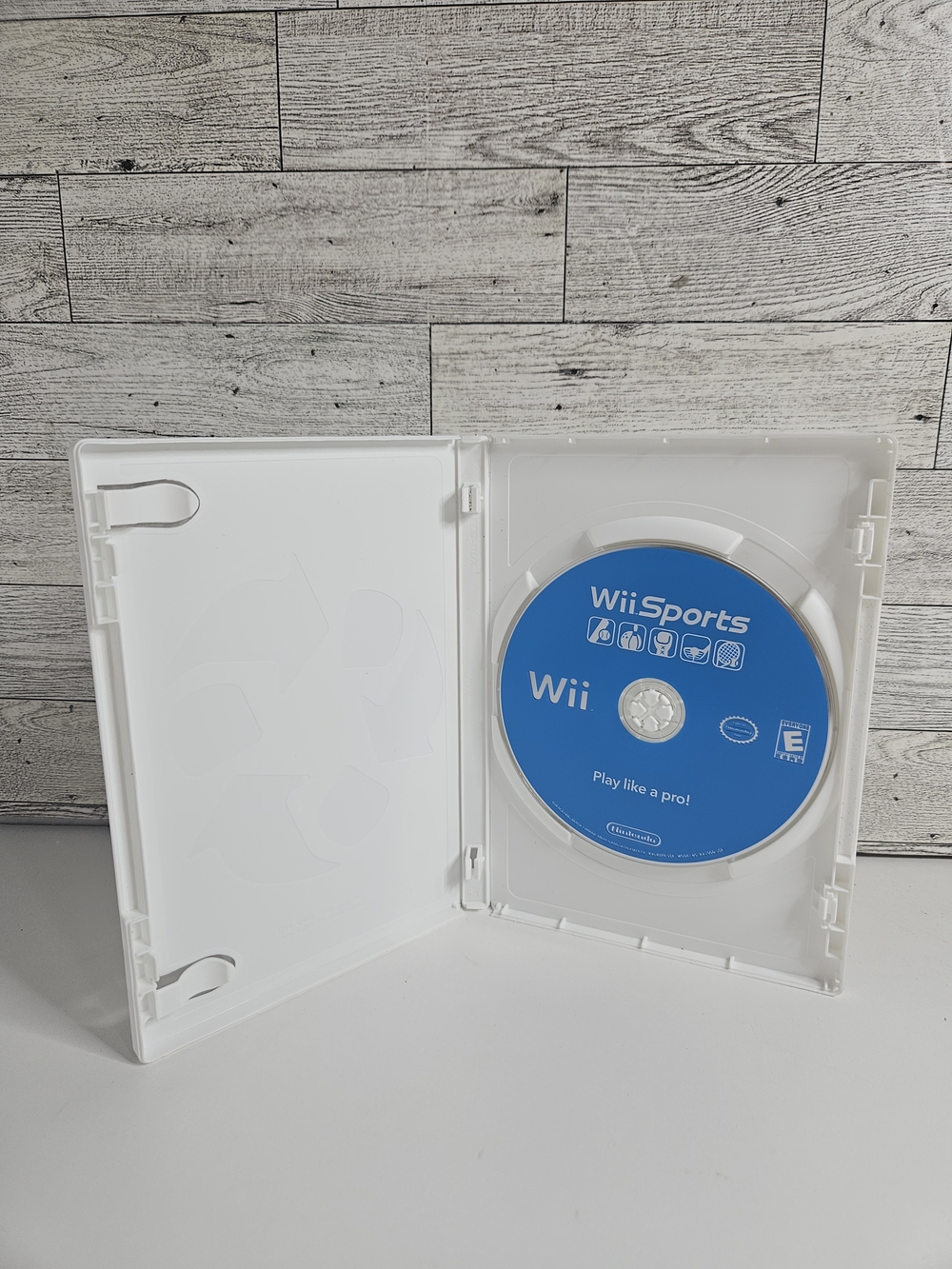 Nintendo Wii Sports - Blue Disc in White Case